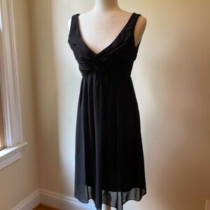 Black chiffon lined dress. Size 6. EUC S.L. Fashions
